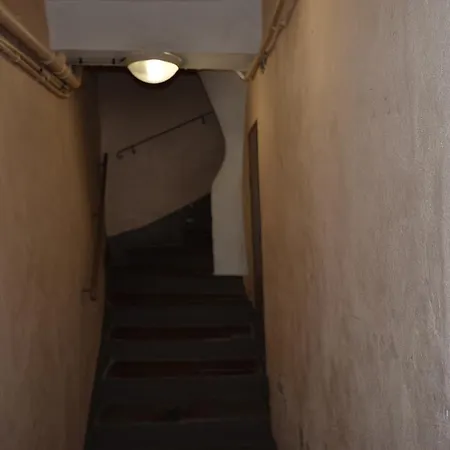 Alezard Apartment *